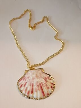 Gold Shell Pendant Necklace with Pink and White Shell